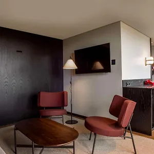 ホテル Radisson Red, ヘルシンキ